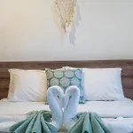 Master Suite In Pool Villa -Ideal For Entertaining