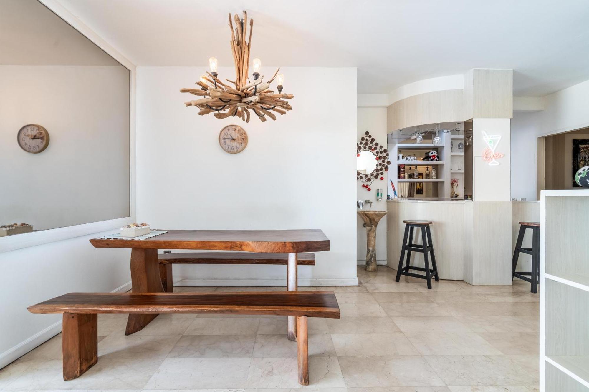 Homestay Master In Pool -ideal For Entertaining Seminyak (Bali)